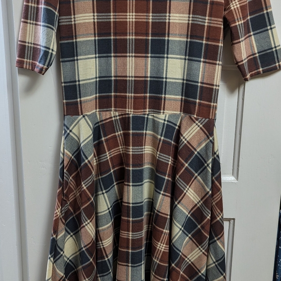 LuLaRoe plaid dress, Medium, excellent condition - Picture 1 of 5